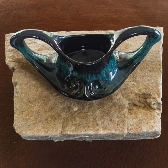 Winnipeg Pottery Other - VINTAGE WINNIPEG CANUCK POTTERY EVANGELINE WARE CREAMER GREEN DRIP GLAZE Retro